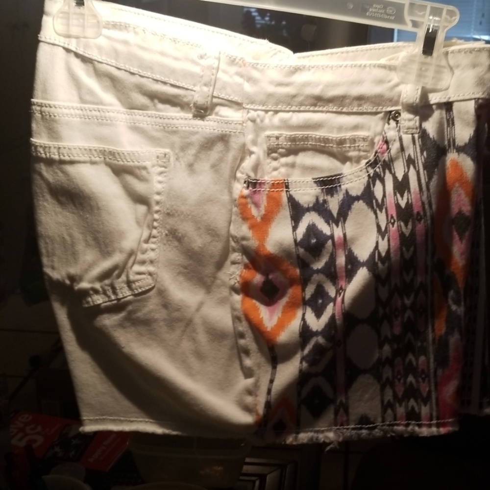 Shorts - Picture 2 of 2